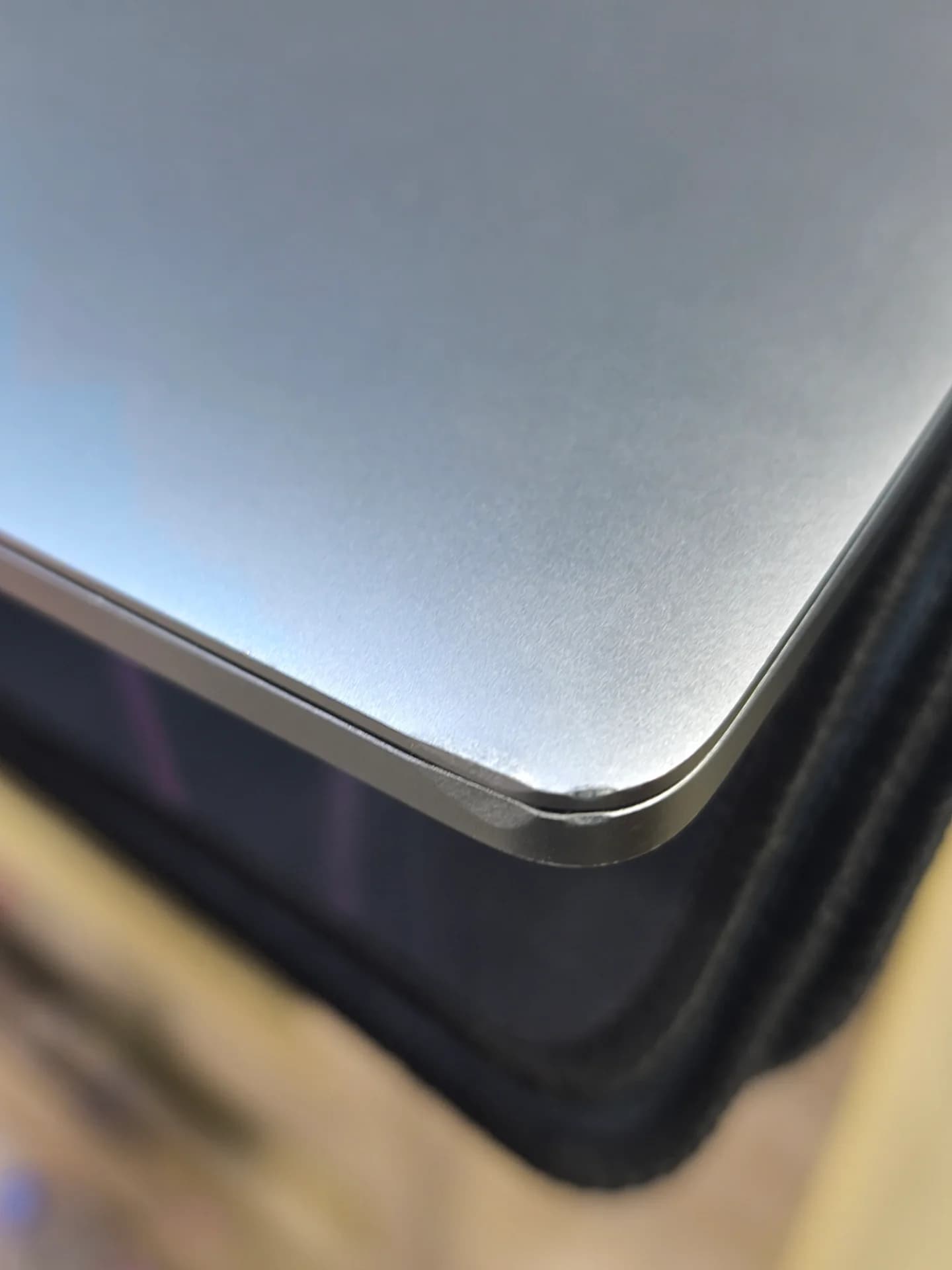 MacBook Pro 13" (2016) - Core i7 / 16GB RAM / Retina